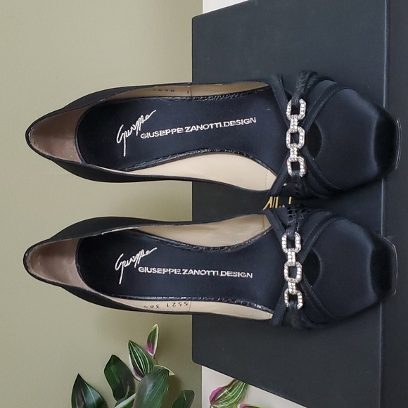 Giuseppi Zanotti | Black Satin Pumps with Leather and Crystal Detail, Sz… - Picture 2 of 11